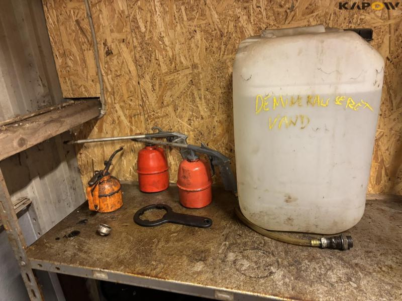 Diverse olier og kemi 30