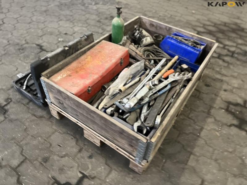 Diverse værktøj fra servicebil 7