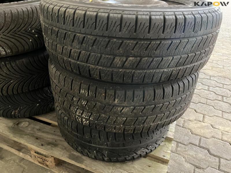 Diverse varevogns hjul 17