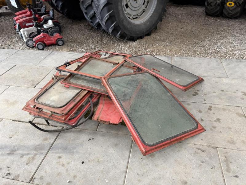 Døre og vinduer til Massey Ferguson 4
