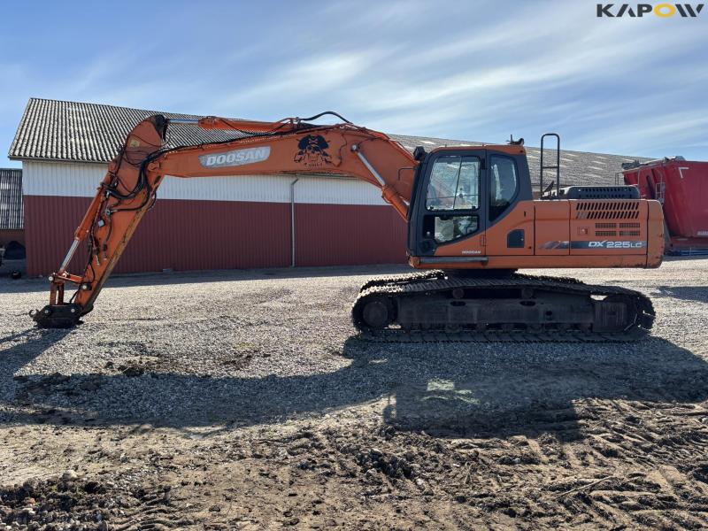 Doosan DX 225LC gravemaskine 8
