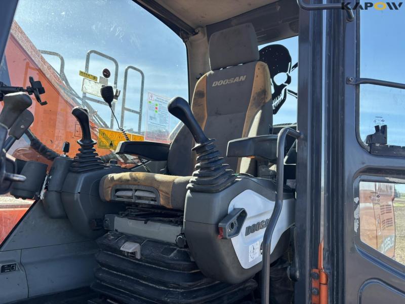 Doosan DX 225LC gravemaskine 57