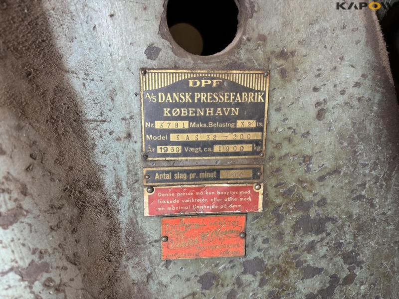 DPF KAS 32-200 presser/stanser 18