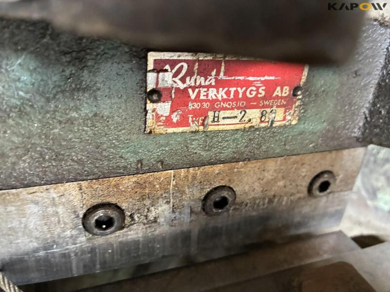 Eccentric press new-2 med hjørne udklinker 10