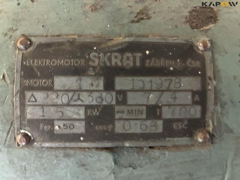 Eccentric press new-2 med hjørne udklinker 23