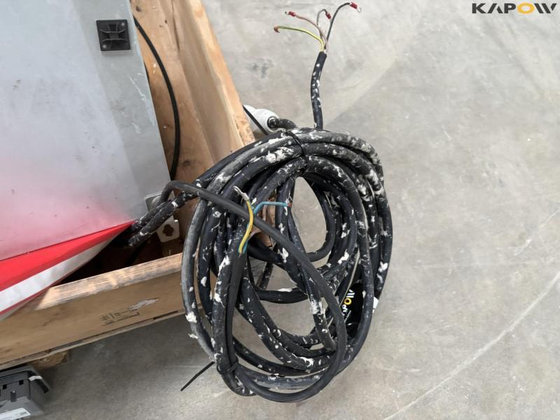 Elskabe 2 stk. med udstyr 11