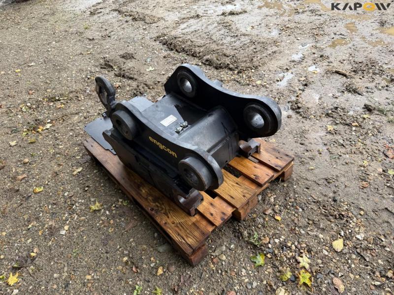 Engcon RF S80-CAT hurtig hitch 5