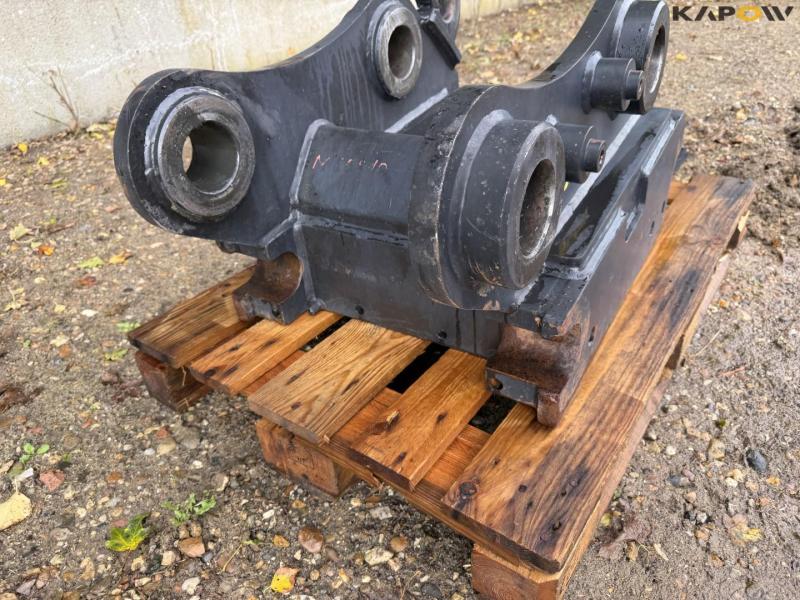 Engcon RF S80-CAT hurtig hitch 12