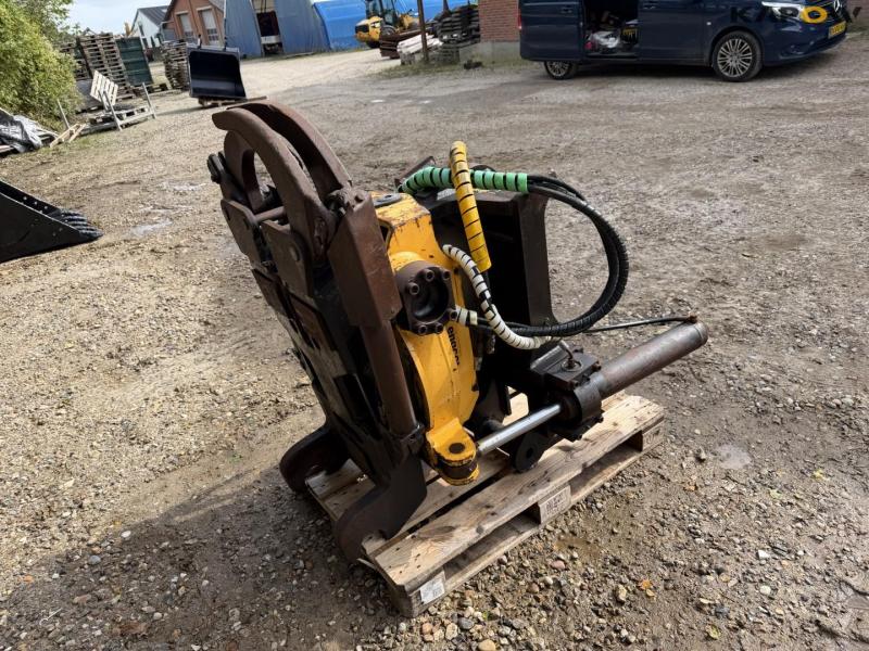 Engcon rototilt 5