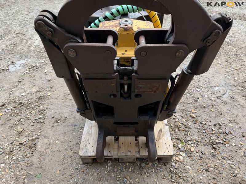 Engcon rototilt 18