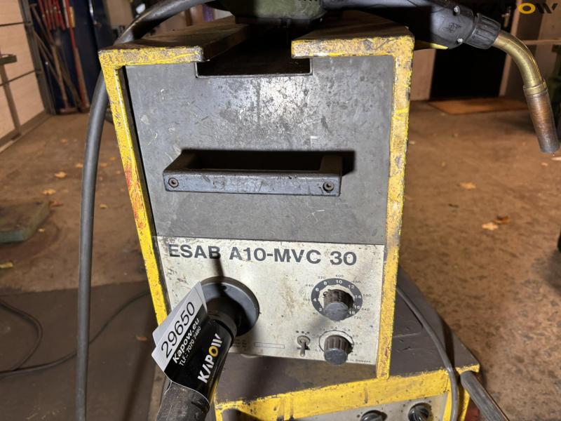 ESAB LAB200/MVC30 Co2 svejser 9