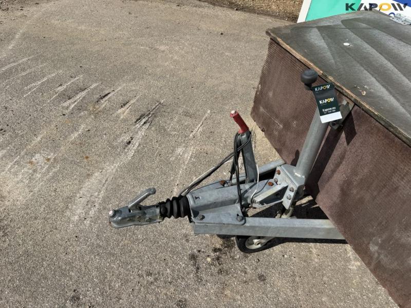 Eurowagen skurvogn med indhold 54