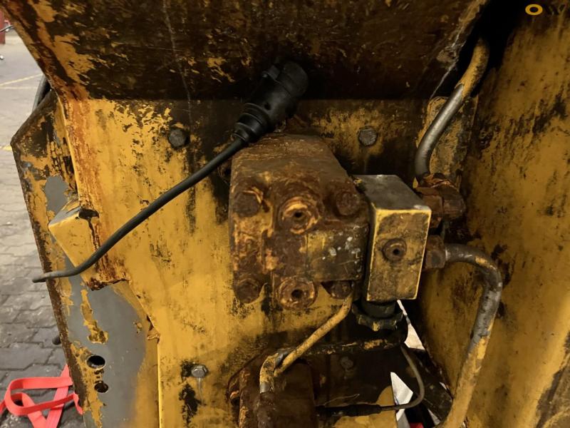 Falköping TC-05 saltspreder 12