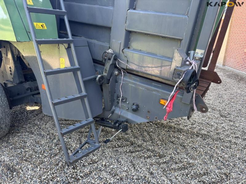 Fendt 12130N bigballepresser 37