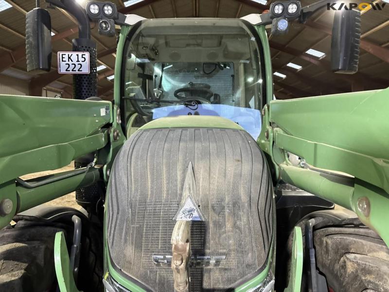 Fendt 516 Vario traktor med frontlæsser 23