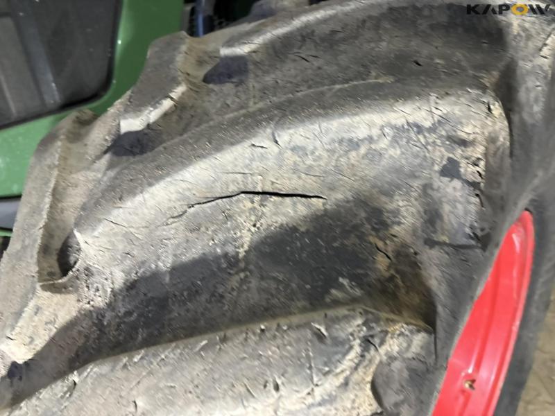 Fendt 516 Vario traktor med frontlæsser 62