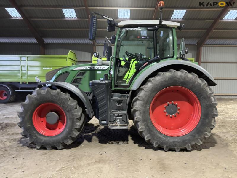 Fendt 724 Vario traktor 8