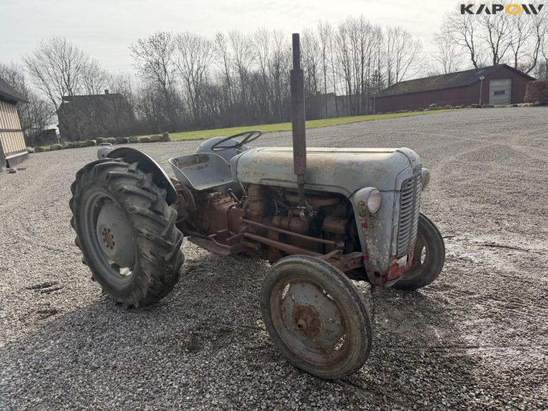Ferguson 35  3