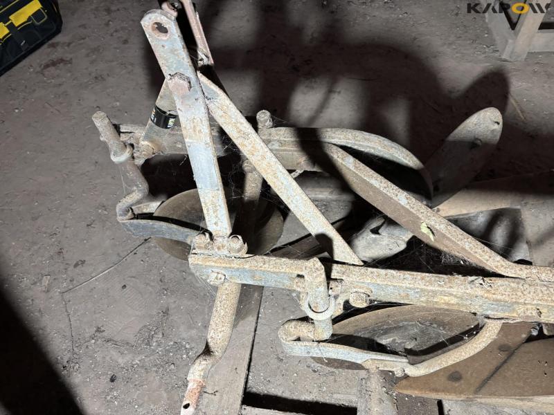 Ferguson plov 2 fuet 19