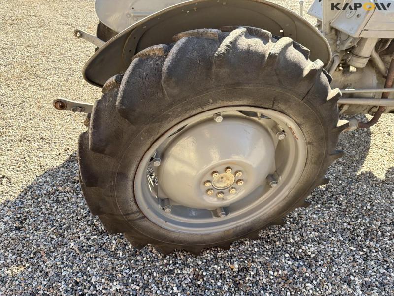 Ferguson TEA20 traktor 36