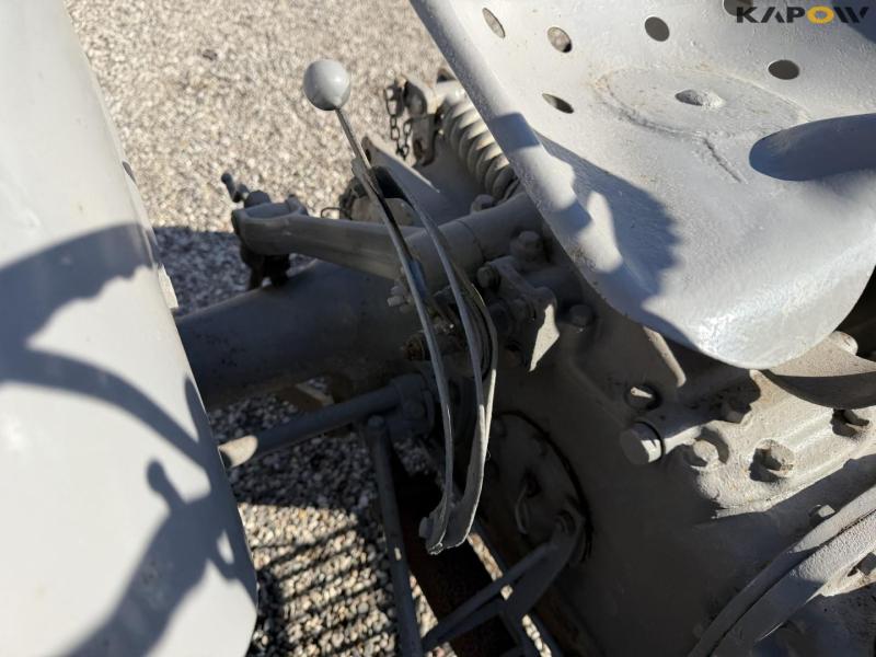 Ferguson TEA20 traktor 16