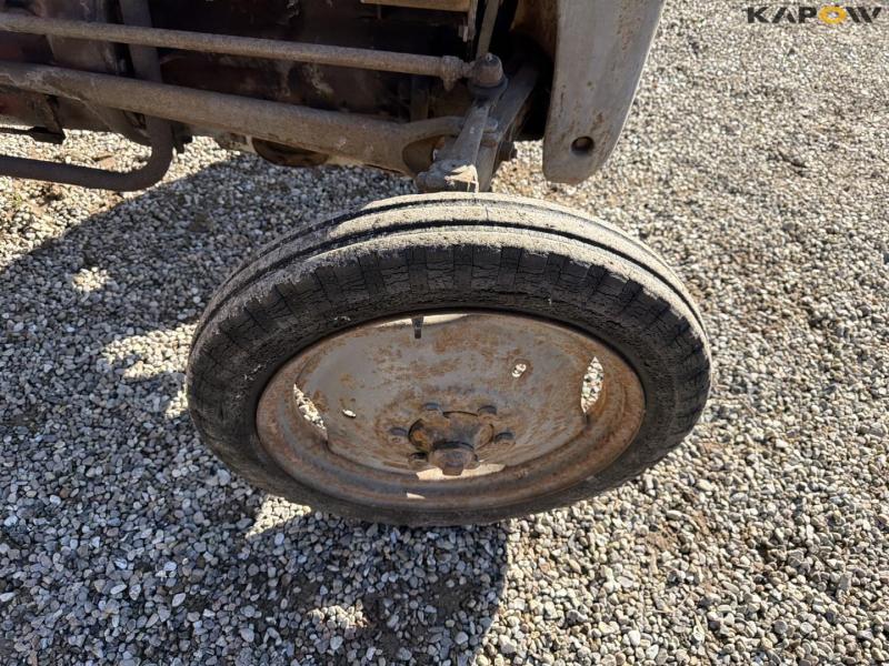 Ferguson TEA20 traktor 38