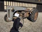 Ferguson TEA20 traktor 1