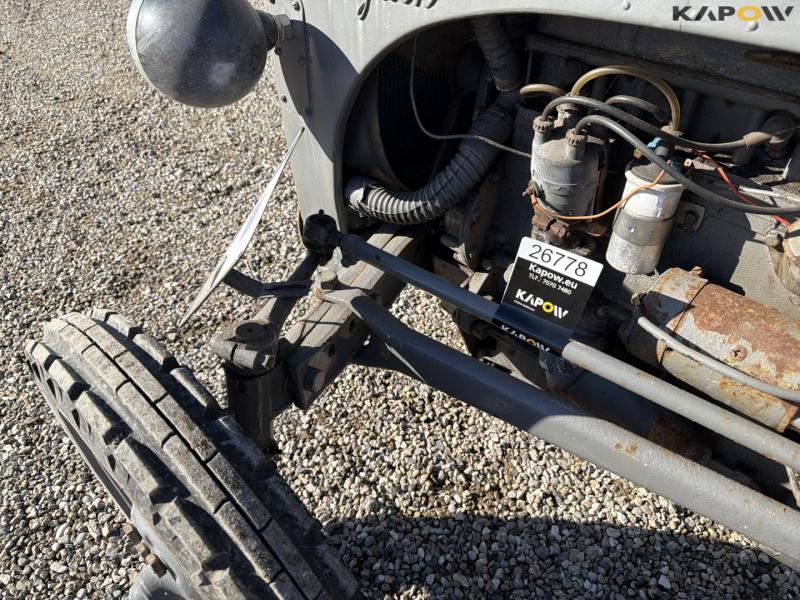 Ferguson TEA20 traktor 11