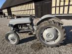 Ferguson TEA20 traktor 8
