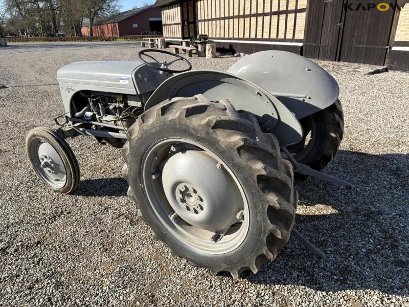 Ferguson TEA20 traktor 7