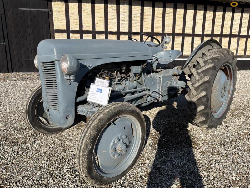 Ferguson TEA20 traktor 1