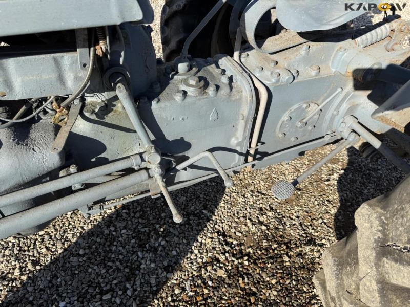 Ferguson TEA20 traktor 11