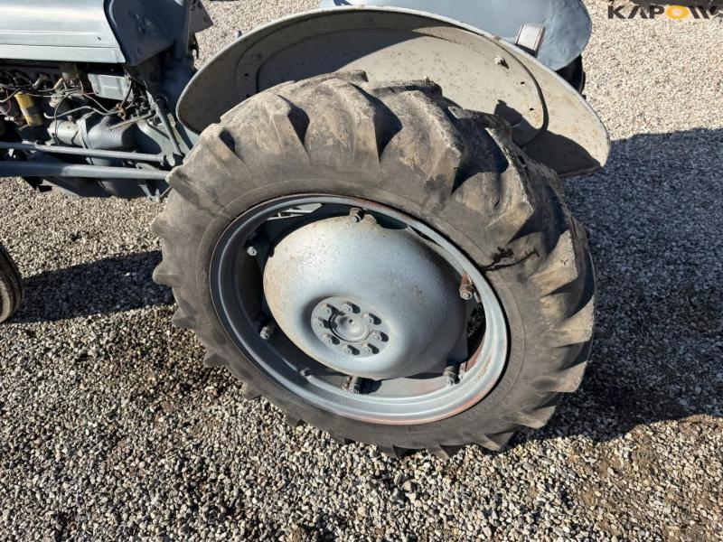 Ferguson TEA20 traktor 43