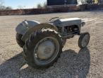 Ferguson TEA20 traktor 6