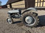 Ferguson TEA20 traktor 9