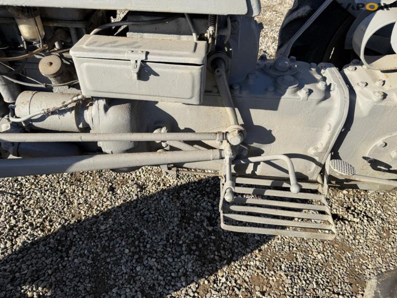 Ferguson TEA20 traktor 10