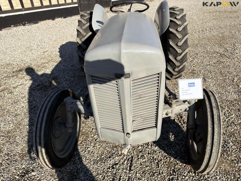Ferguson TEA20 traktor 13
