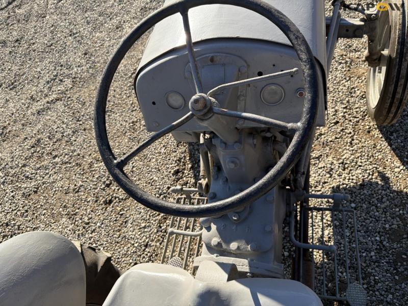 Ferguson TEA20 traktor 22