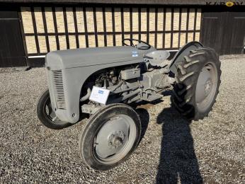 Ferguson TEA20 traktor