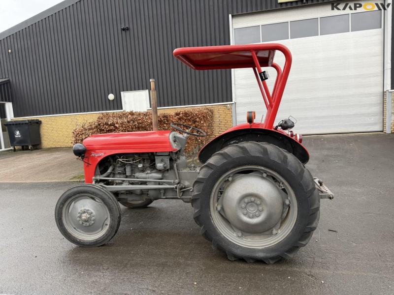 Ferguson traktor 8