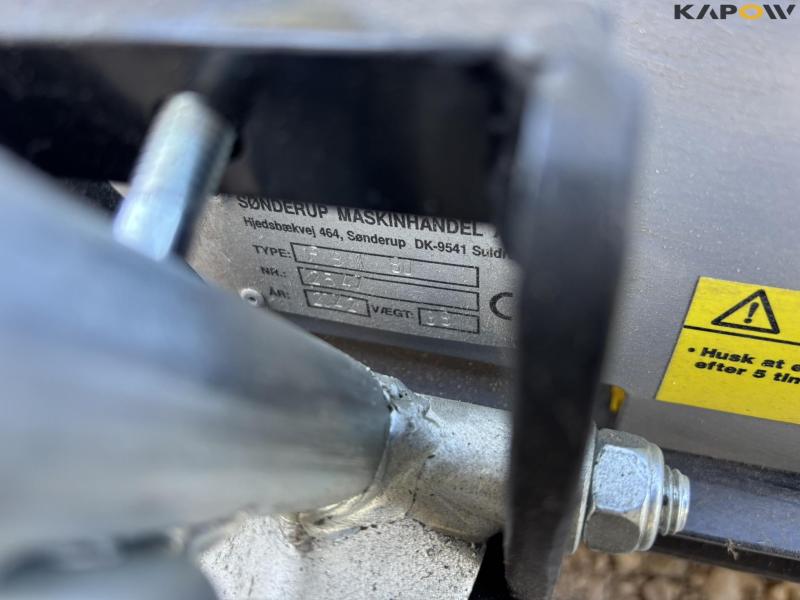 Ferrari 328 med kost 80 cm - NY 16