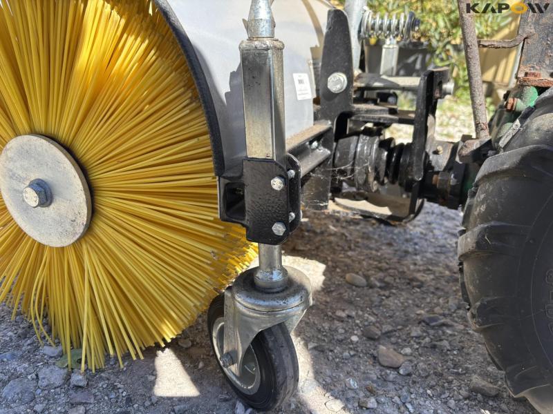 Ferrari 515 Griffon med ny 60 cm kost 31