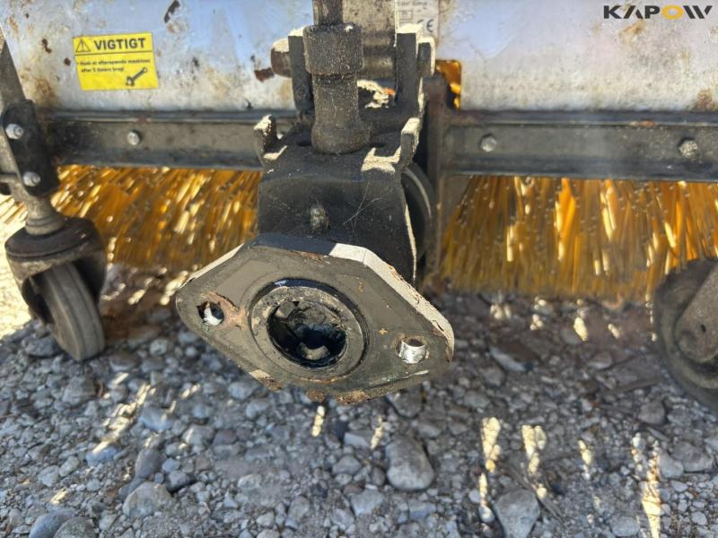 Ferrari FRM 80 kost 15