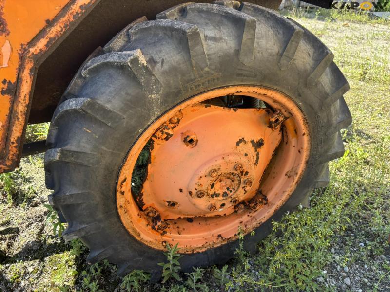 Fiat 250 N med kost 54