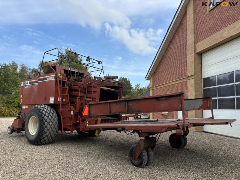 Fiatagi Hesston 4900 bigballepresser med ballevogn 7