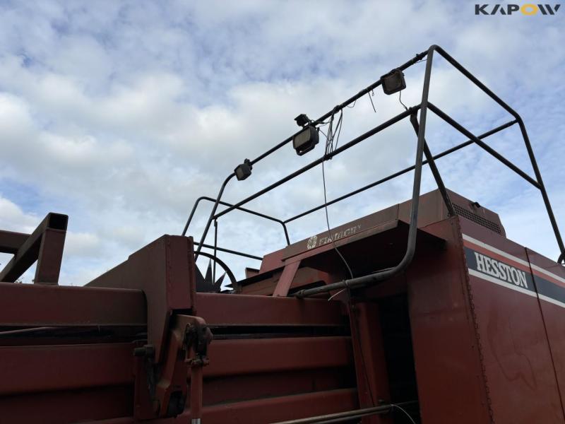 Fiatagi Hesston 4900 bigballepresser med ballevogn 24