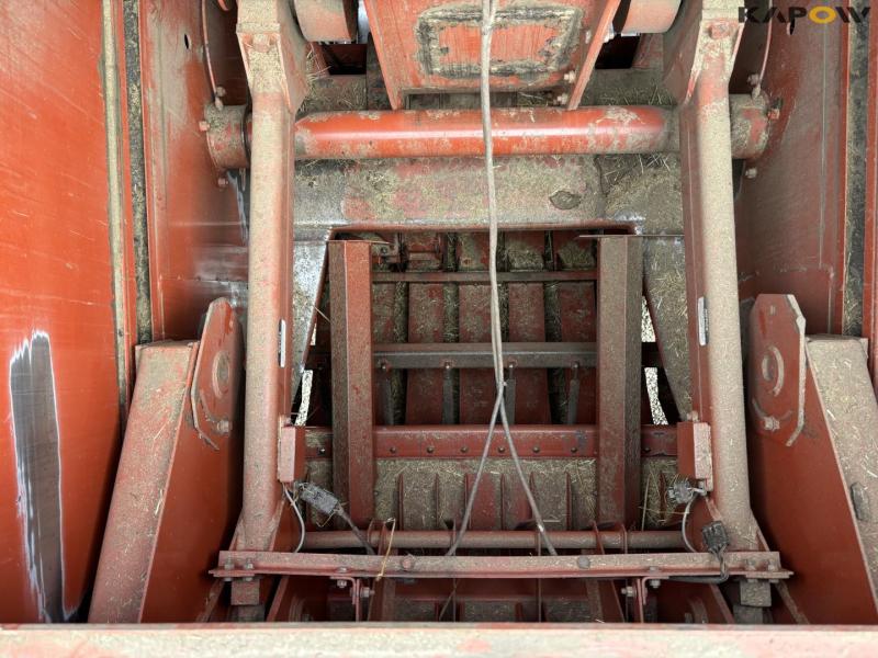 Fiatagi Hesston 4900 bigballepresser med ballevogn 31