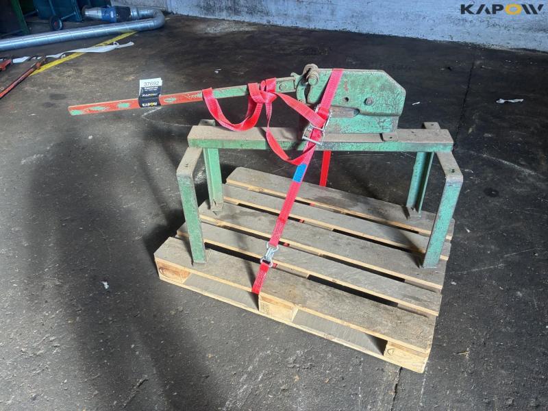 Fladjernsklipper på stativ 6