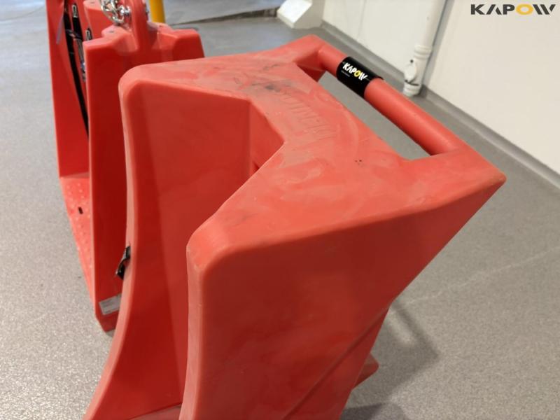 Flaskevogn og holder 7