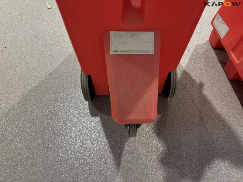 Flaskevogn og holder 13